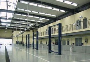 專業房屋維修與裝修服務 一站式解決廚房防水、辦公室工裝及管道疏通需求